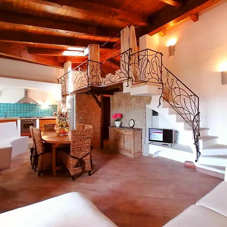 Vakantiehuis Toffee With Pool Porto Cervo