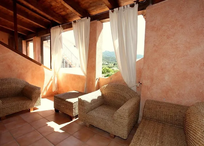 Toffee With Pool 切尔沃港